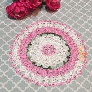 Round Doily Pink Cream Green Table Decor
